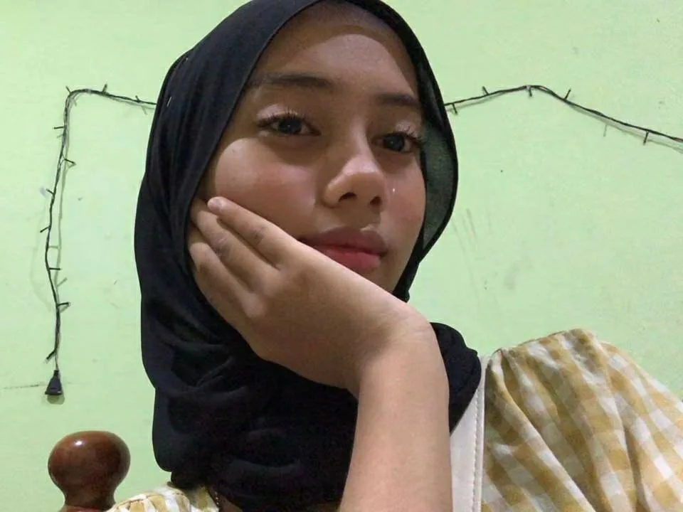 Cipap Awek Tudung Melayu